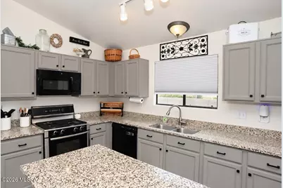 8906 N Cahill Way, Tucson, AZ 85742 - Photo 15