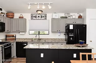 8906 N Cahill Way, Tucson, AZ 85742 - Photo 9