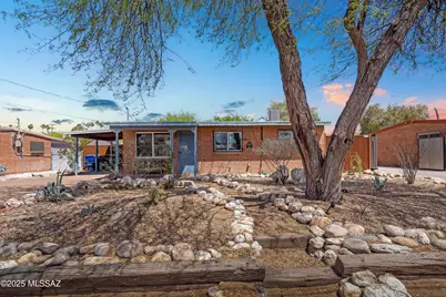 814 N Dodge Boulevard, Tucson, AZ 85716 - Photo 1