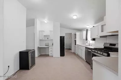 16701 W Whitewing Way, Marana, AZ 85653 - Photo 13
