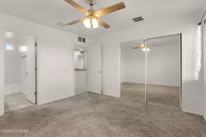 2067 W Silver Grass Place, Tucson, AZ 85745 - Photo 15