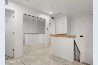 2067 W Silver Grass Place, Tucson, AZ 85745 - Photo 13