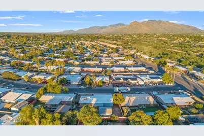 7641 N Casimir Pulaski Avenue, Tucson, AZ 85741 - Photo 39