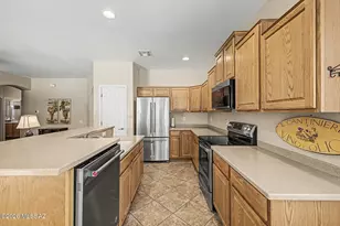 377 W Calle Sedillo, Sahuarita, AZ 85629 - Photo 19
