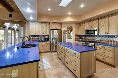 3033 E Manzanita Avenue, Tucson, AZ 85718 - Photo 7