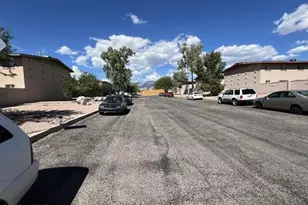 923 N Desert Ave Rd, Tucson, AZ 85711 - Photo 17