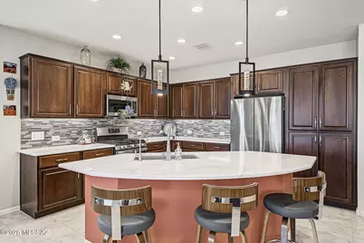 1433 E Claystone Drive, Green Valley, AZ 85614 - Photo 9