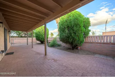 1846 W Camino Urbano, Green Valley, AZ 85622 - Photo 3