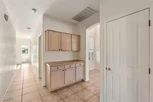 2315 E Bonita Canyon Dr, Green Valley, AZ 85614 - Photo 17