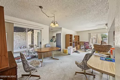 79 E Villas Circle, Tucson, AZ 85705 - Photo 11