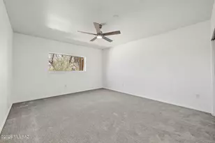 918 W Camino Guarina, Green Valley, AZ 85614 - Photo 5