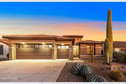 752 N Skywalker Place, Green Valley, AZ 85614 - Photo 1