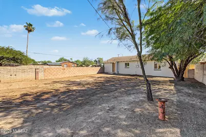 2739 E Beverly Drive, Tucson, AZ 85716 - Photo 25