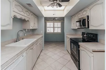 1625 N VÃ­a Dorado, Tucson, AZ 85715 - Photo 15