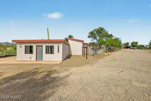 2845 N Silver Spur Dr, Tucson, AZ 85745 - Photo 1