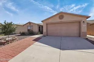 9960 E Star Vista Dr, Tucson, AZ 85748 - Photo 1