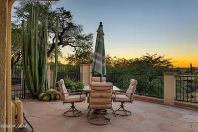 1238 E Camino Diestro, Oro Valley, AZ 85704 - Photo 33