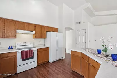 931 W Antelope Creek Way, Tucson, AZ 85737 - Photo 9