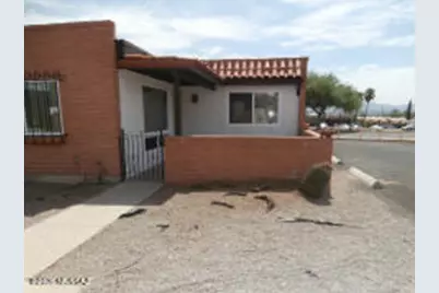 200 N Calle Del Santo, Green Valley, AZ 85614 - Photo 3
