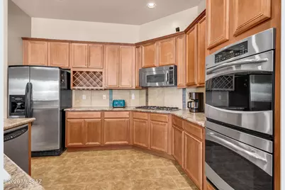 96 E Calle Trona, Green Valley, AZ 85614 - Photo 13