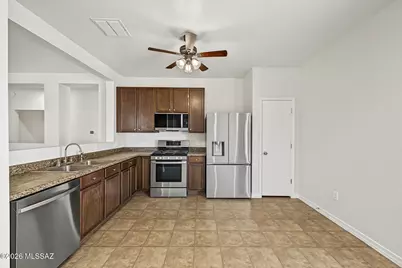1126 W Calle Del Libro Dorado, Sahuarita, AZ 85629 - Photo 3
