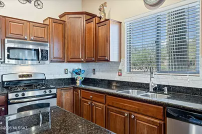 540 W Calle Sedillo, Sahuarita, AZ 85629 - Photo 3