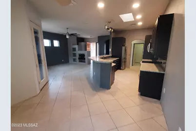7675 W Rising Ridge Road, Tucson, AZ 85743 - Photo 3
