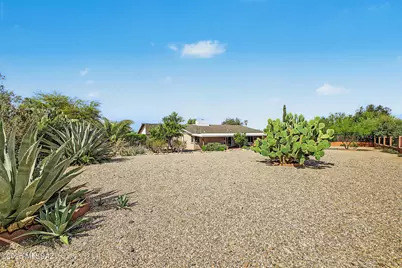 241 S Nashville Avenue, Vail, AZ 85641 - Photo 33