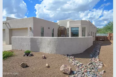 227 N Running Spring Drive, Green Valley, AZ 85614 - Photo 1