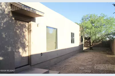 834 E Limberlost Drive, Tucson, AZ 85719 - Photo 17