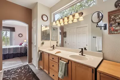 14221 N Trade Winds Way, Oro Valley, AZ 85755 - Photo 17