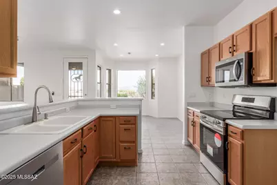 692 N Cedar Bend Avenue, Green Valley, AZ 85614 - Photo 13