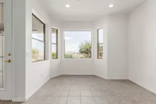 692 N Cedar Bend Ave, Green Valley, AZ 85614 - Photo 9
