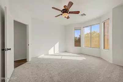 2233 W Gramercy Drive, Green Valley, AZ 85622 - Photo 13