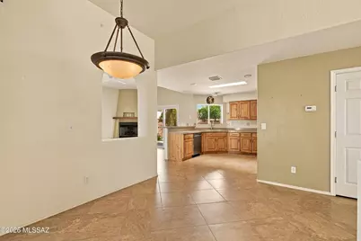 1055 W Eagle Look Lane, Oro Valley, AZ 85737 - Photo 11