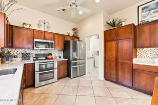 5421 S Acacia Creek Dr, Green Valley, AZ 85622 - Photo 9