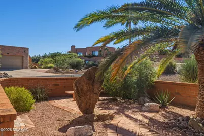 736 W Desert Hills Drive, Green Valley, AZ 85622 - Photo 3