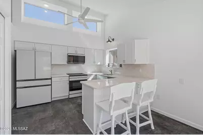 736 W Desert Hills Drive, Green Valley, AZ 85622 - Photo 25