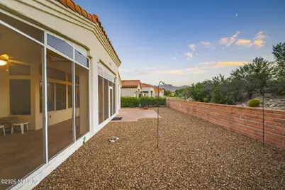 14125 N Forthcamp Court, Oro Valley, AZ 85755 - Photo 19