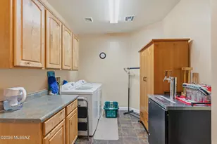 1936 N Laguna Oaks Dr, Green Valley, AZ 85614 - Photo 33