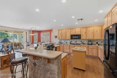 1936 N Laguna Oaks Drive, Green Valley, AZ 85614 - Photo 13
