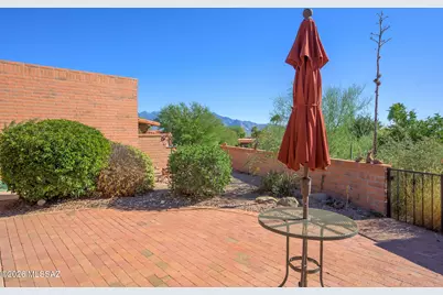 1889 W Via De La Gloria, Green Valley, AZ 85622 - Photo 35