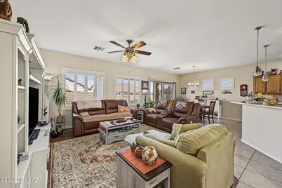 180 W Calle Media Luz, Sahuarita, AZ 85629 - Photo 9