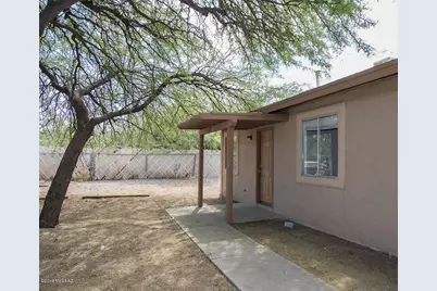 1415 S Highland Avenue, Tucson, AZ 85713 - Photo 1