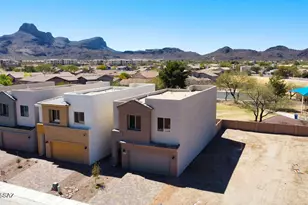 8813 N Sherry Cervi Wy, Tucson, AZ 85743 - Photo 1