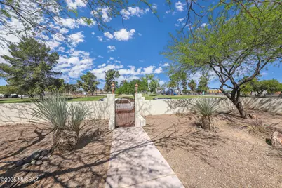 1014 N 7th Avenue #3, Tucson, AZ 85705 - Photo 1