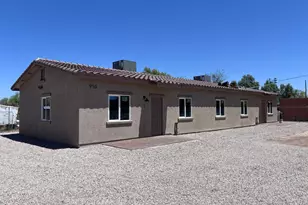 950 W Silverlake Rd, Tucson, AZ 85713 - Photo 1