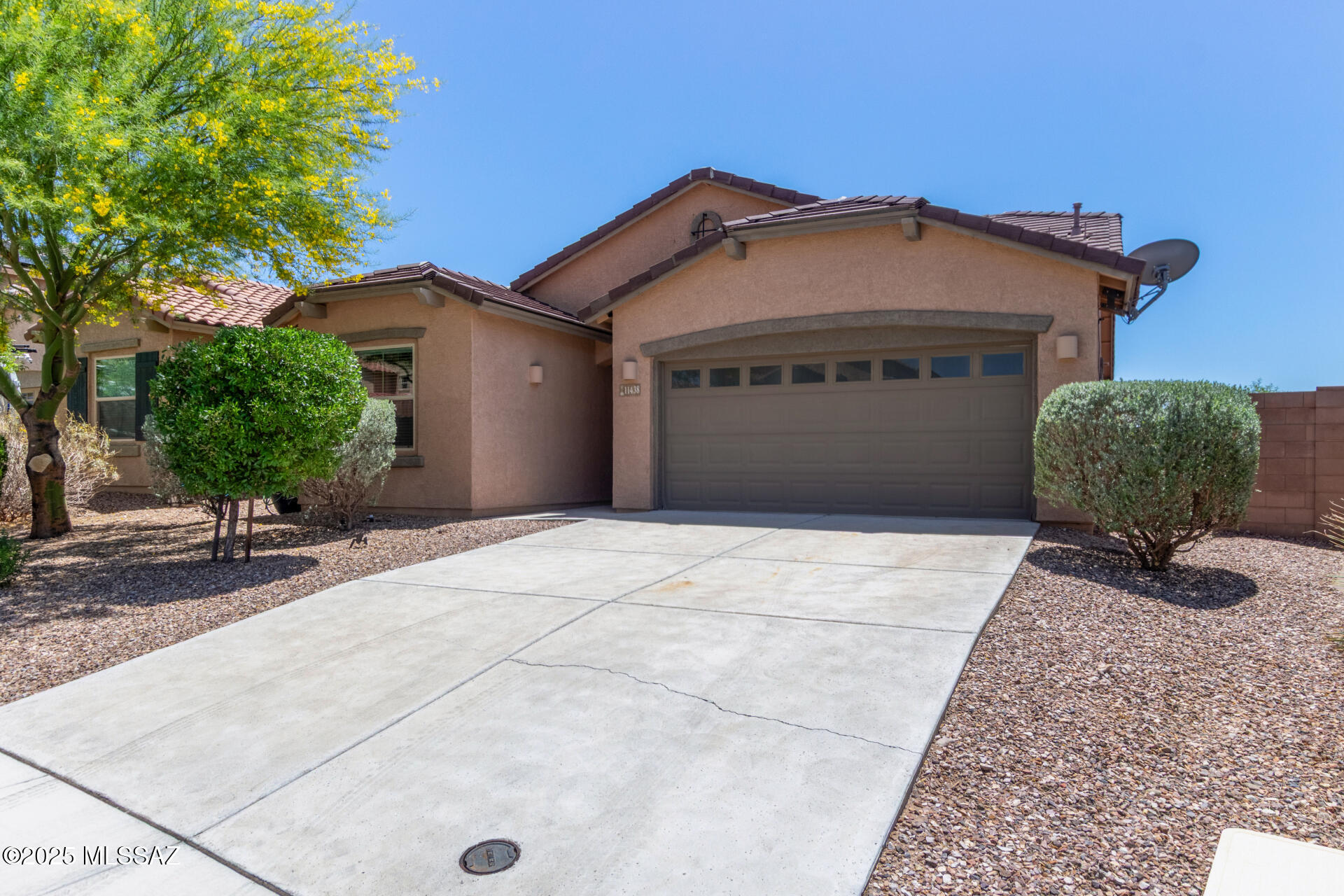 10225 Raptor Loop 11438 E Desert Raptor Loop, Tucson, AZ 85747 - MLS 22512291 - Coldwell ...