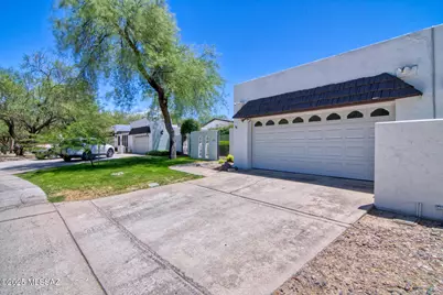7146 E Sabino Vista Circle, Tucson, AZ 85750 - Photo 1