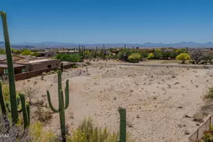 6107 W Seven Saguaros Cir, Marana, AZ 85658 - Photo 1
